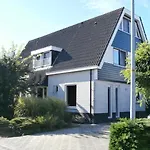 Medemblik Bed And Breakfast Bed & Breakfast 4*